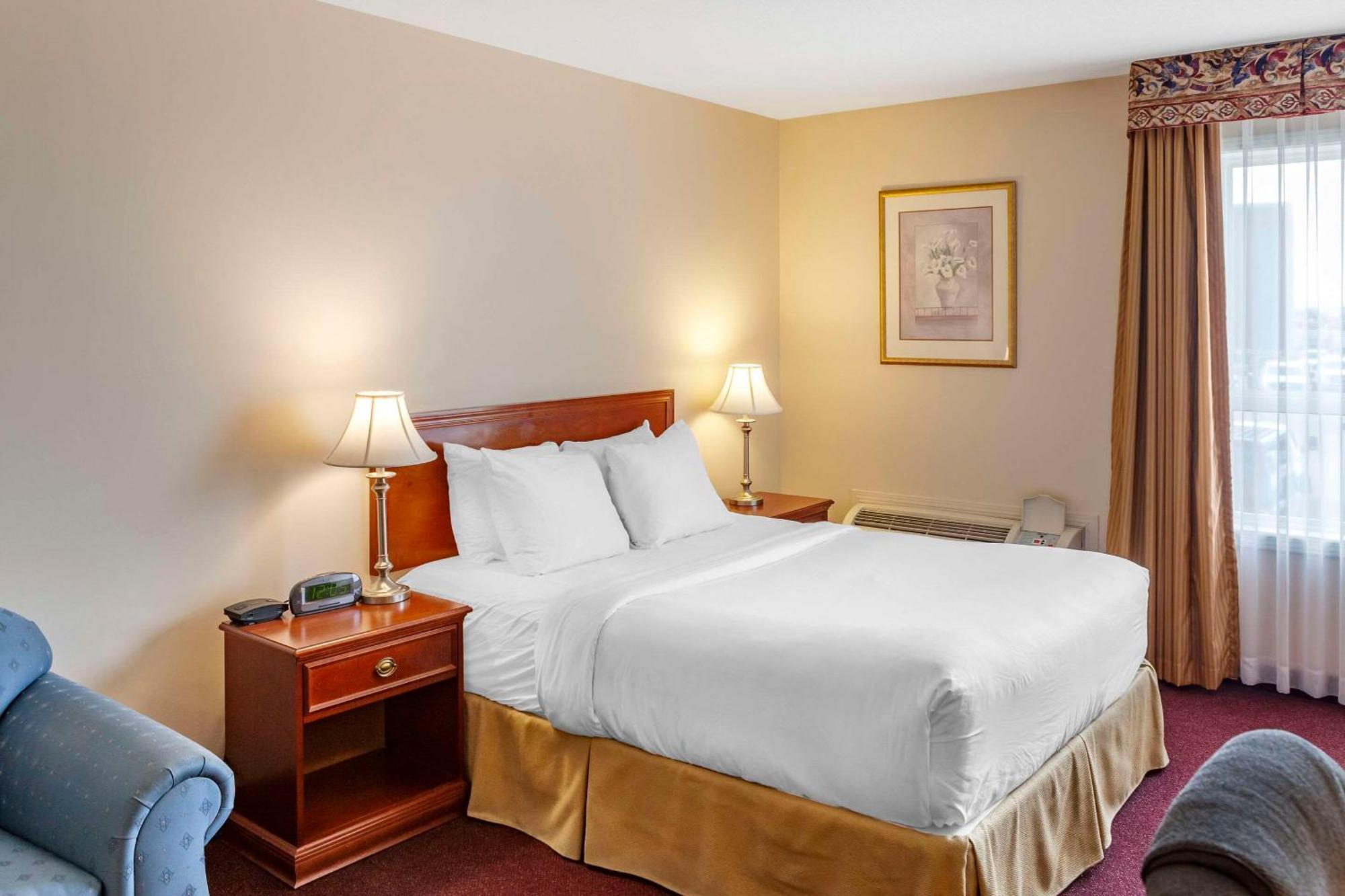 Quality Inn & Suites Edmonton International Airport Leduc Kültér fotó